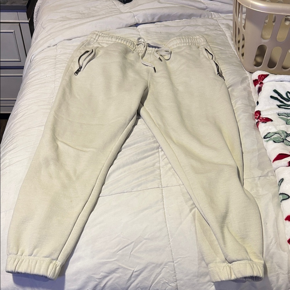 Men's Cream Jogger Pants